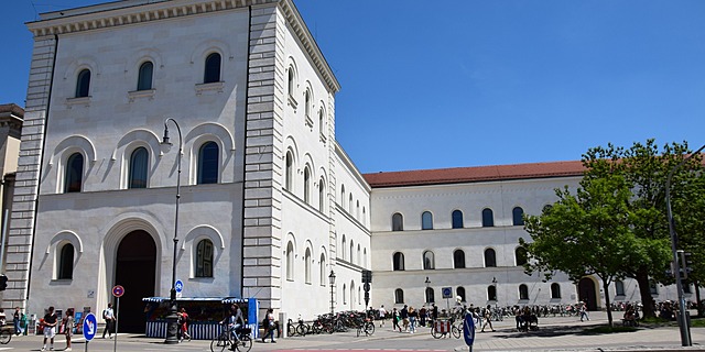 lehrturm-und-teil-juristisches-seminar-1_2_1_format_l | 